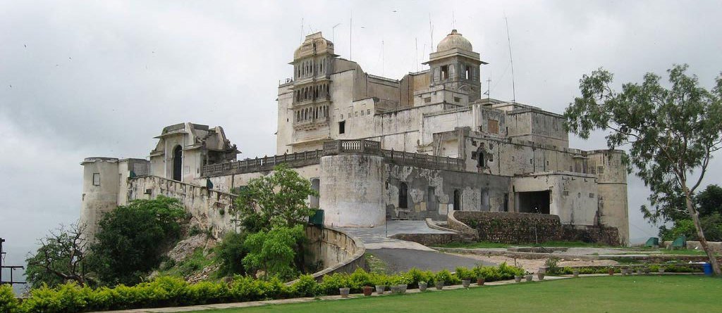 Monsoon-Palace-Udaipur